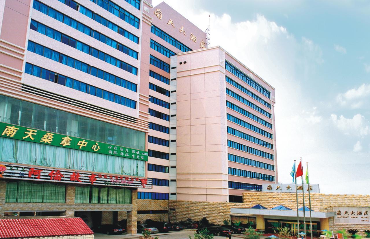 Nantian Grand Hotel Liuzhou Eksteriør bilde